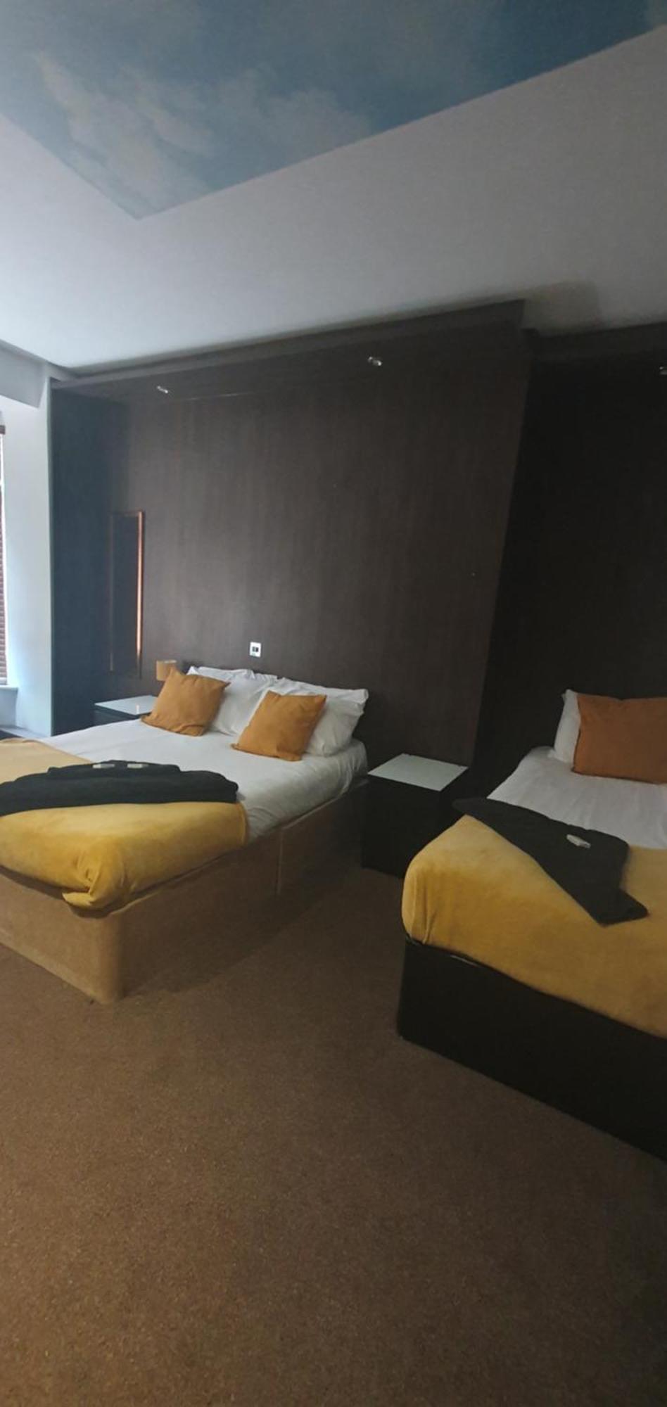 South Kings Promenade 3*